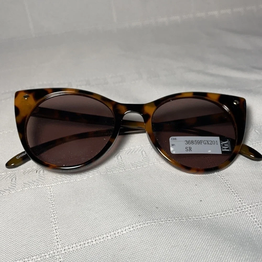 *5 for $25* NWOT FGX International Tortoise Shell Sunglasses Cat Eye
